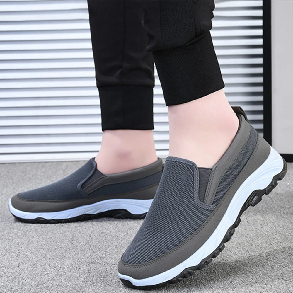 Men’s Lightweight Slip-On Walking Shoes - Breathable Non-Slip