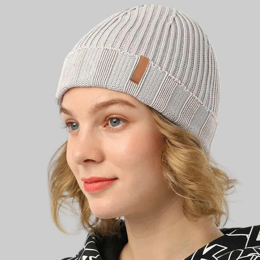 Women's Knitted Beanie Hat Vintage Style Winter Accessory 5