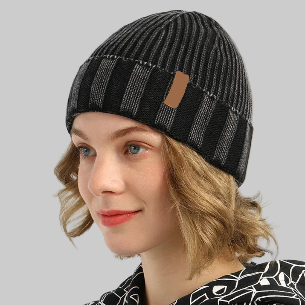 Women's Knitted Beanie Hat Vintage Style Winter Accessory 9