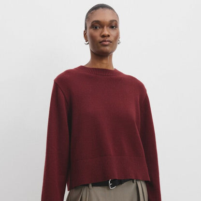 Women's Oversized Crew Neck Long Sleeve Knitted Sweater - Pullover