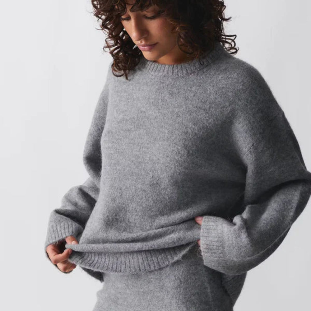 Women's Oversized Soft Sweater Elegant Casual Wear 10