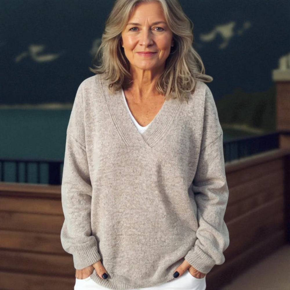 Women's Oversized V Neck Long Sleeve Knitted Sweater - Pullover