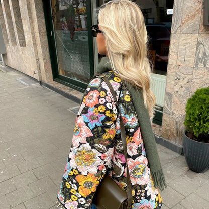 Women's Stylish Sherpa Jacket Lightweight Elegant Design 12