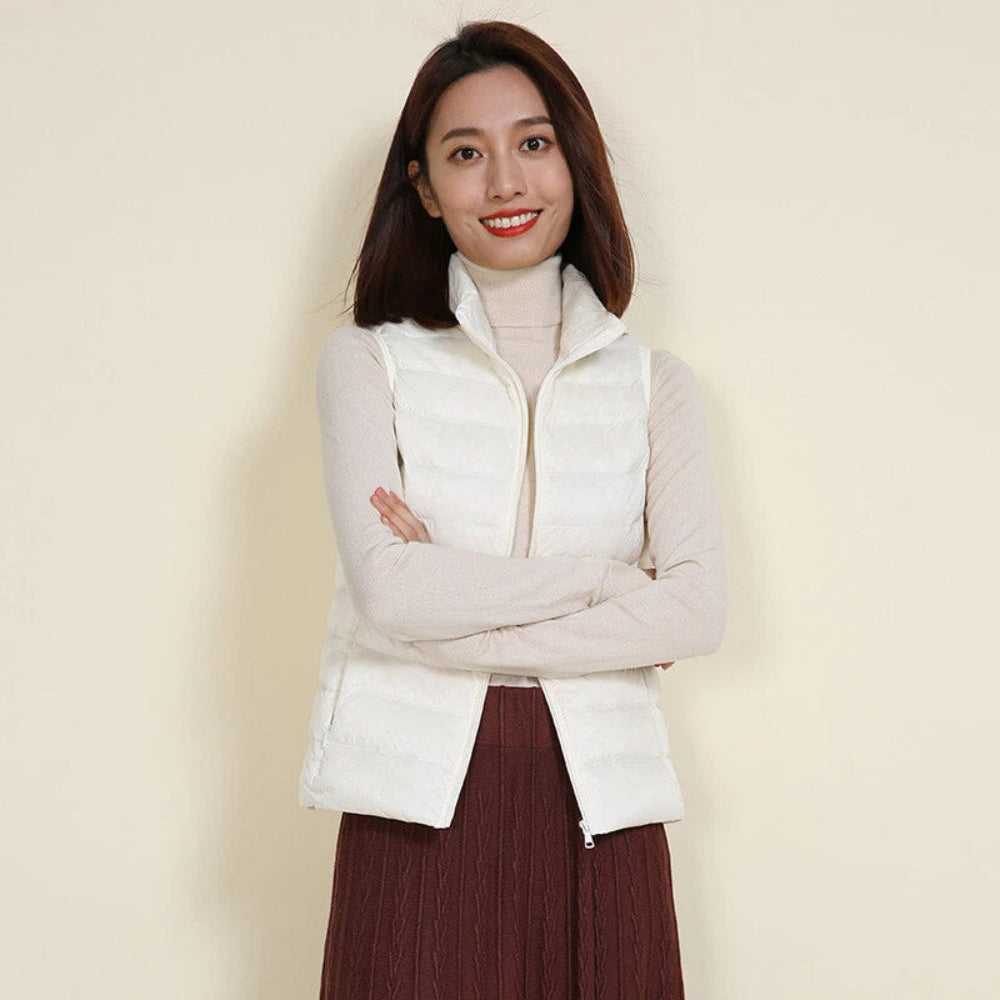 Women's Waterproof Lightweight Vest Stylish Packable Design 13